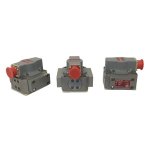 servo valve J761-003A (1)